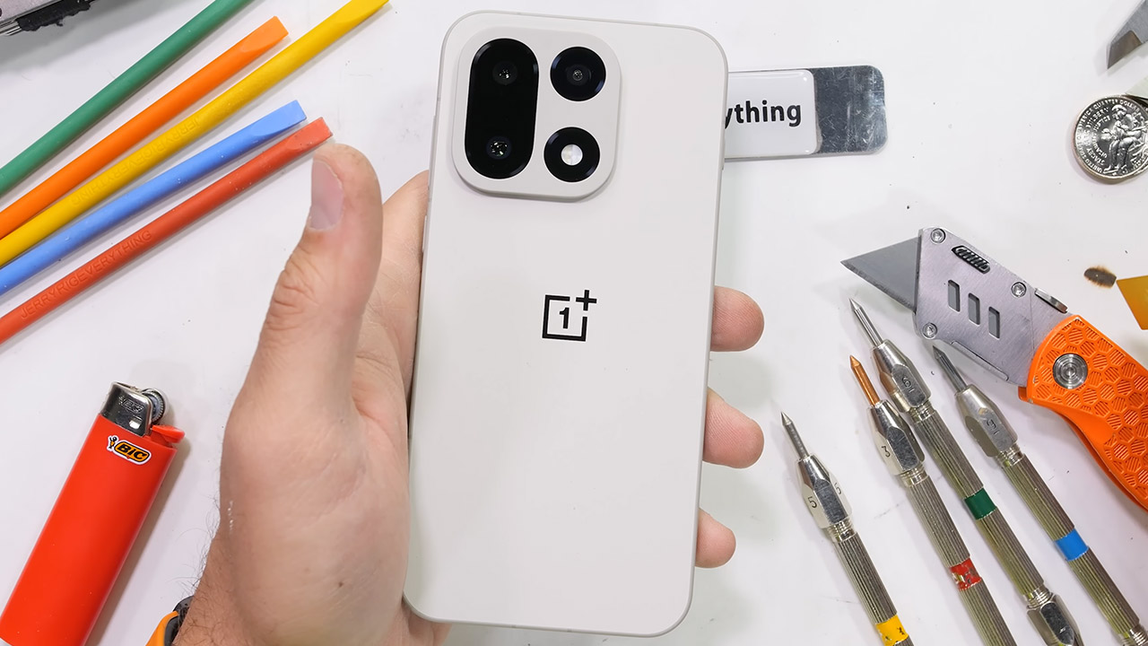OnePlus 15 Durability Test Jerry Rig Everything