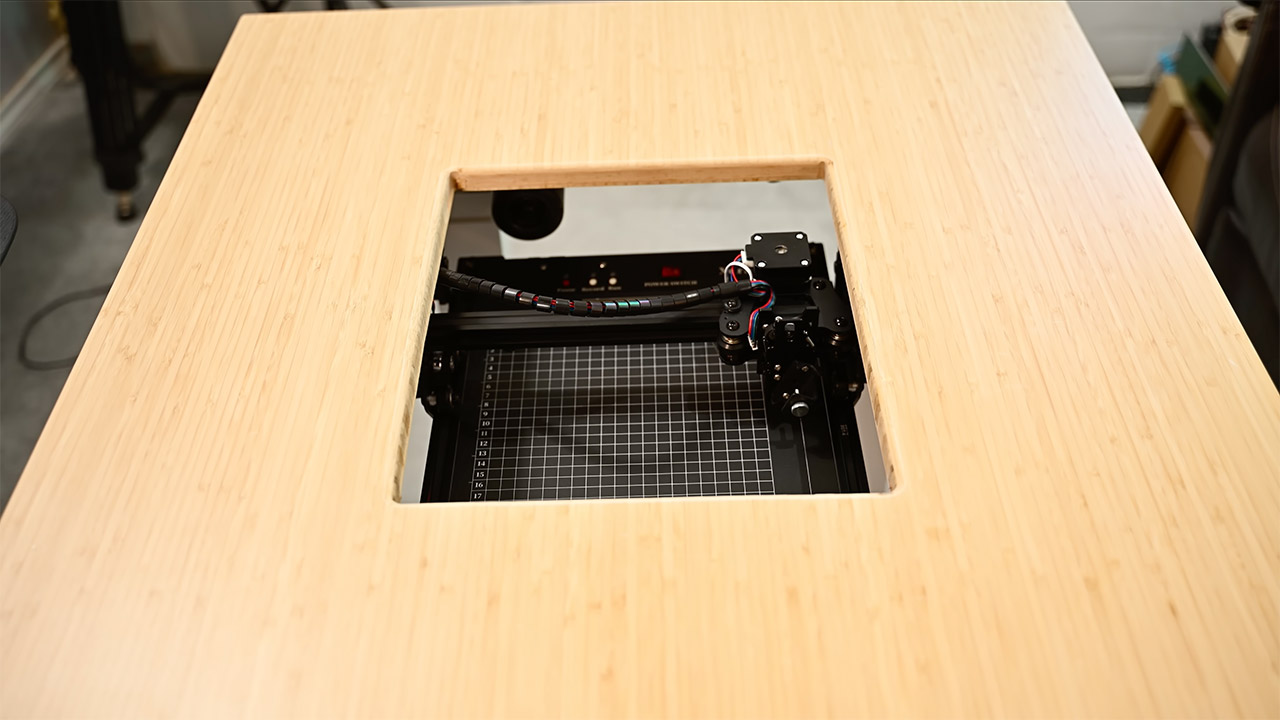 Auto-Aiming Mousepad