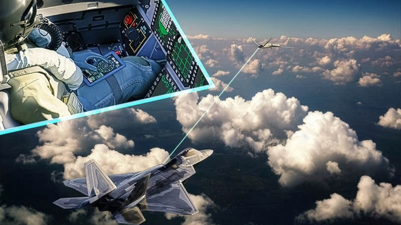 Lockheed Martin F-22 Control Wingman Drone
