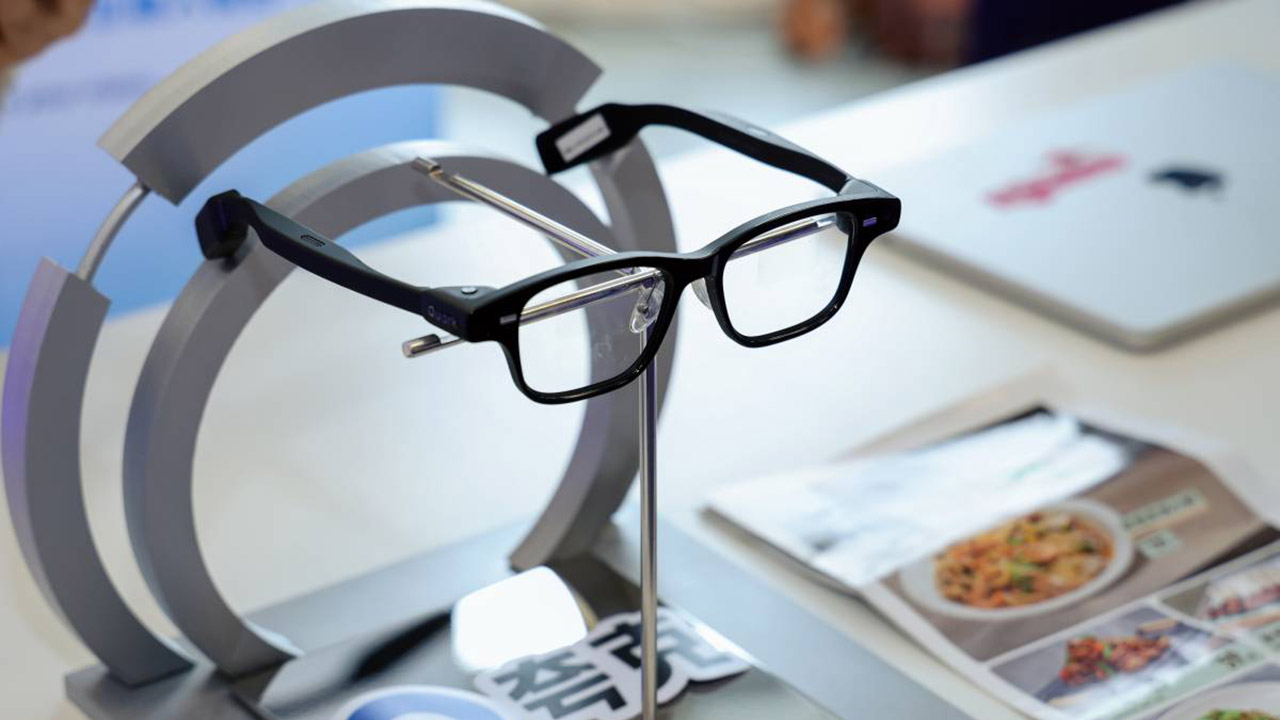 Alibaba Quark Smartglasses