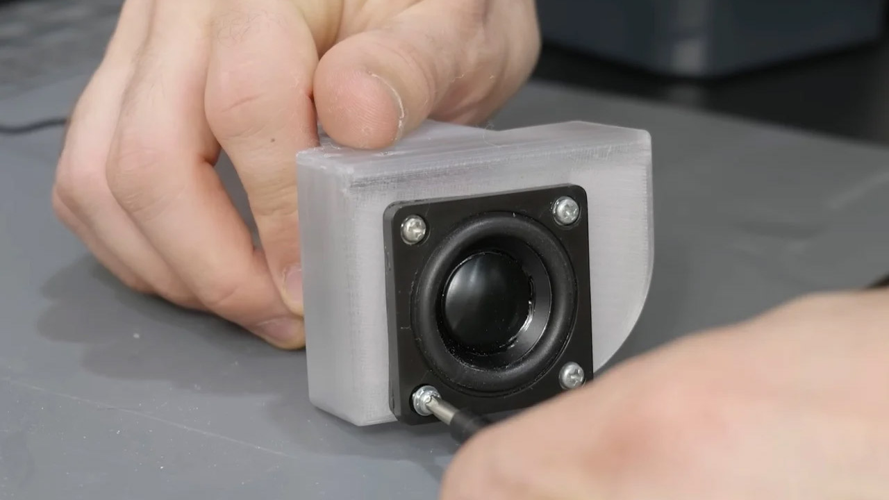 Zac Builds iMac G3 Mac Mini M4