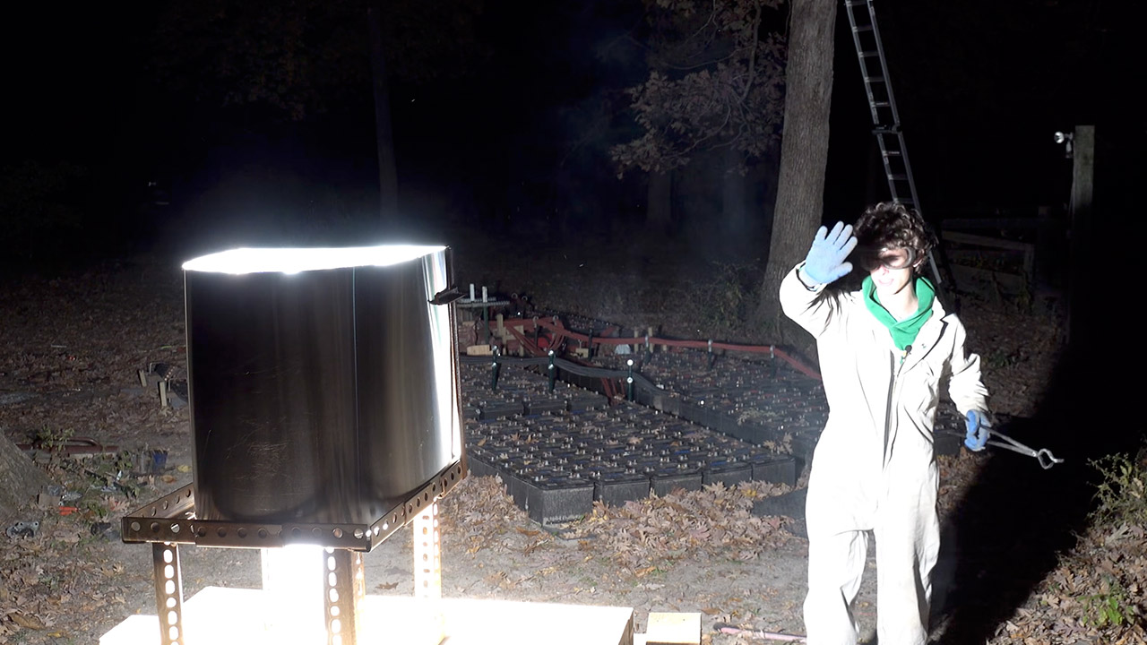 StyroPyro Incandescent Light Bulb 30,000 Watts Experiment