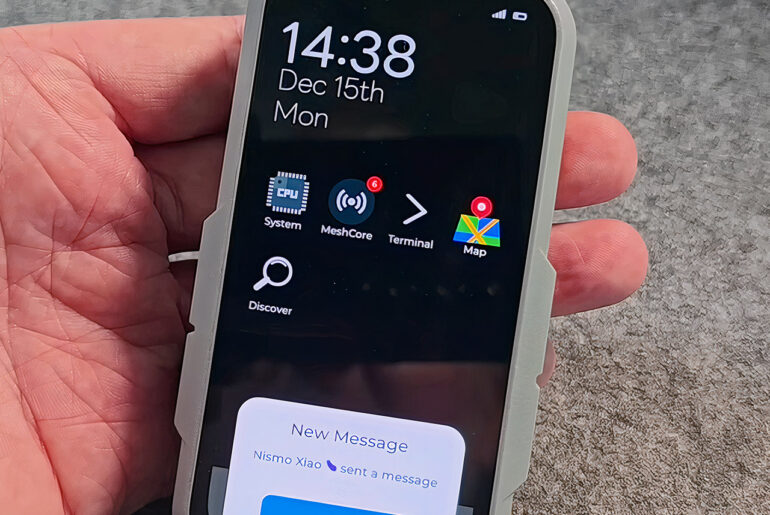 MeshCore Smarthone LilyGo T-Display P4