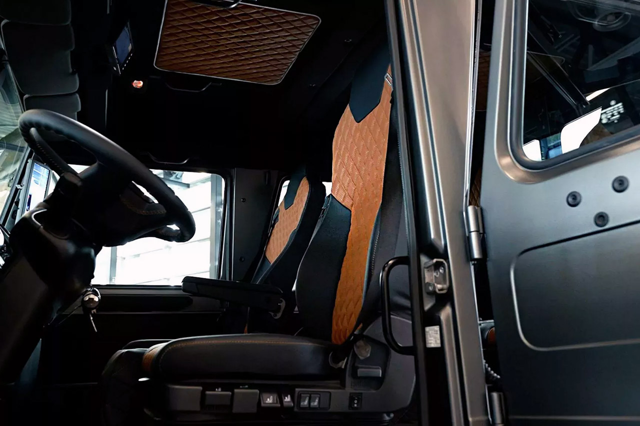 Mercedes-Benz Unimog 80th Anniversary Interior