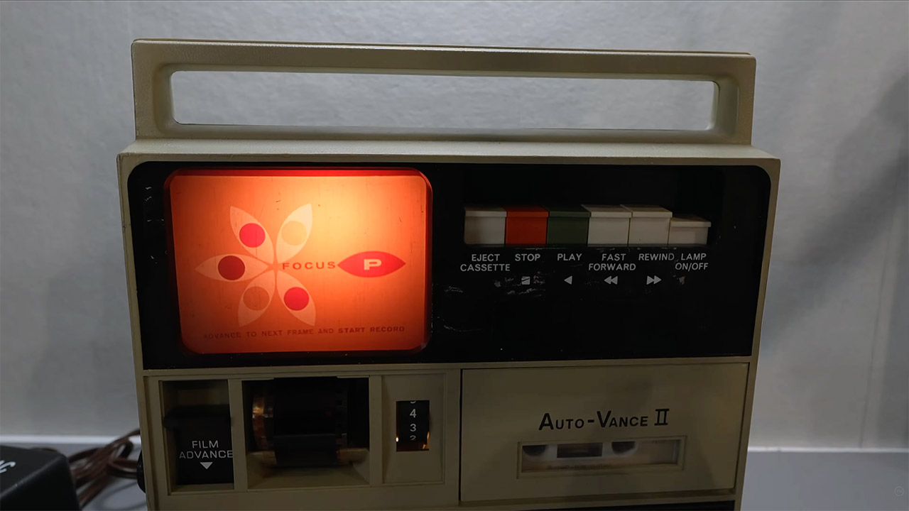 Singer Multimedia Briefcase 1970 Audio Study Mate