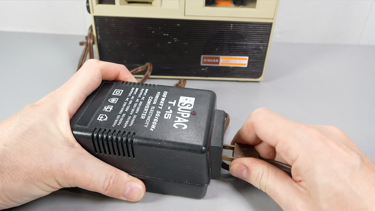 Singer Multimedia Briefcase 1970 Audio Study Mate