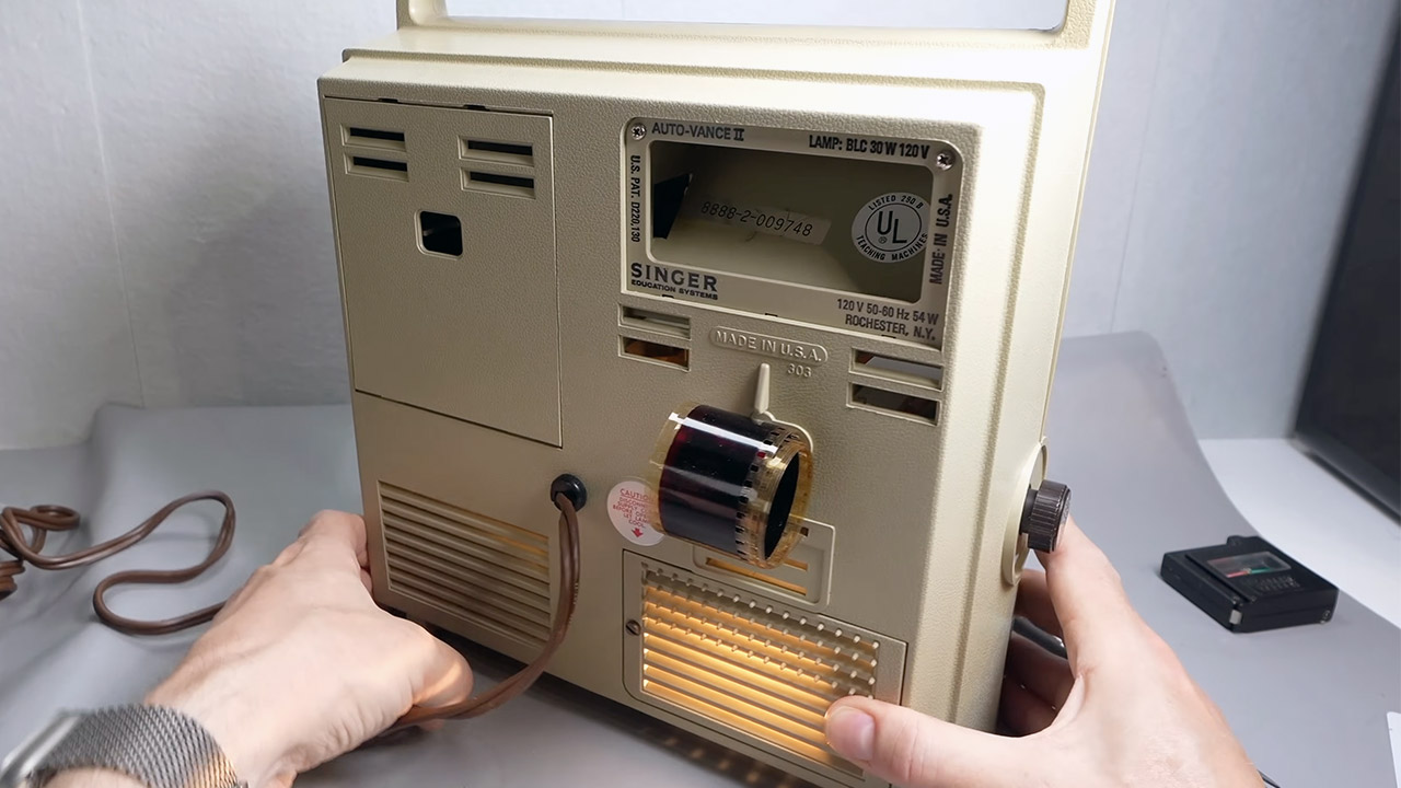 Singer Multimedia Briefcase 1970 Audio Study Mate