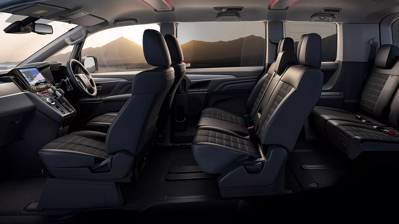 2026 Mitsubishi Delica D5 Interior