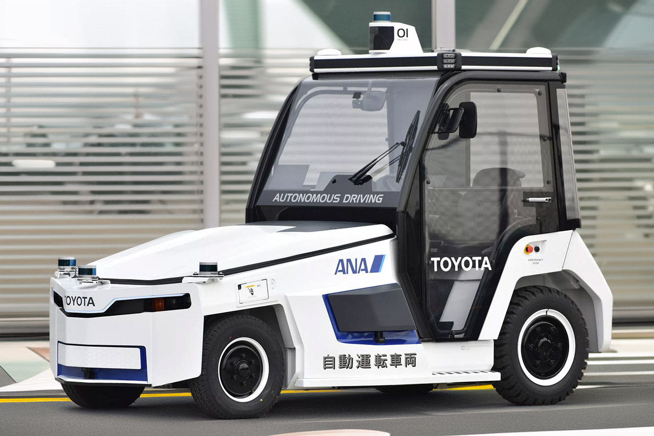 Driverless Toyota Level 4 Autonomous Vehicles Haneda Airport Tokyo ANA Airlines