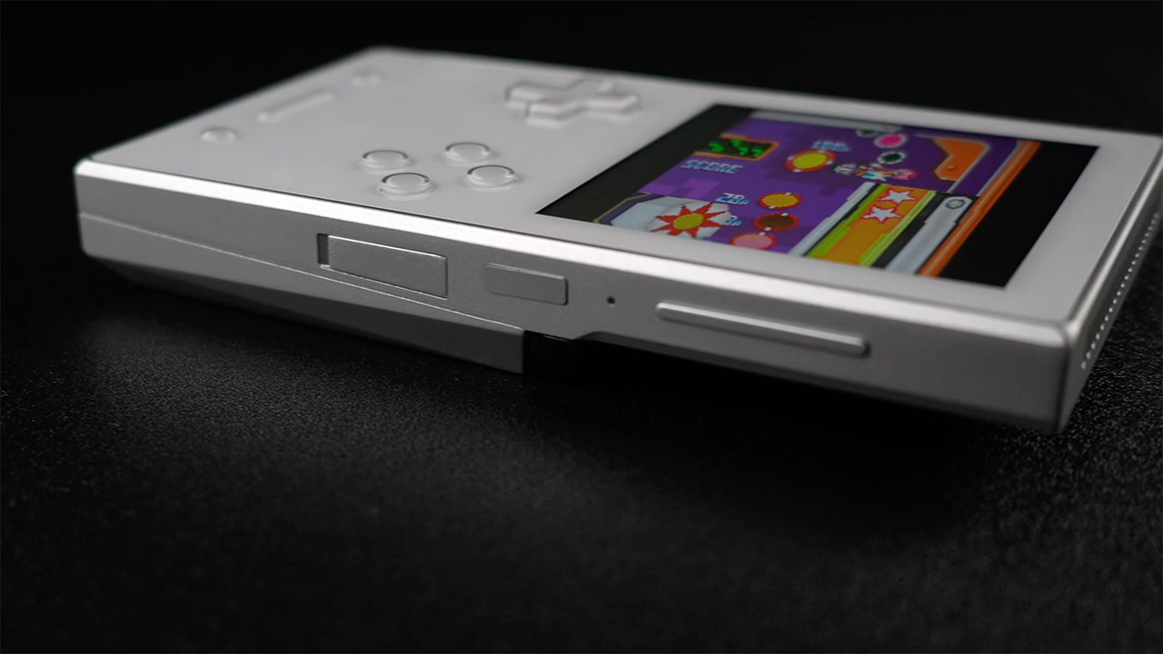 AYANEO Pocket Vert Retrogaming Handheld