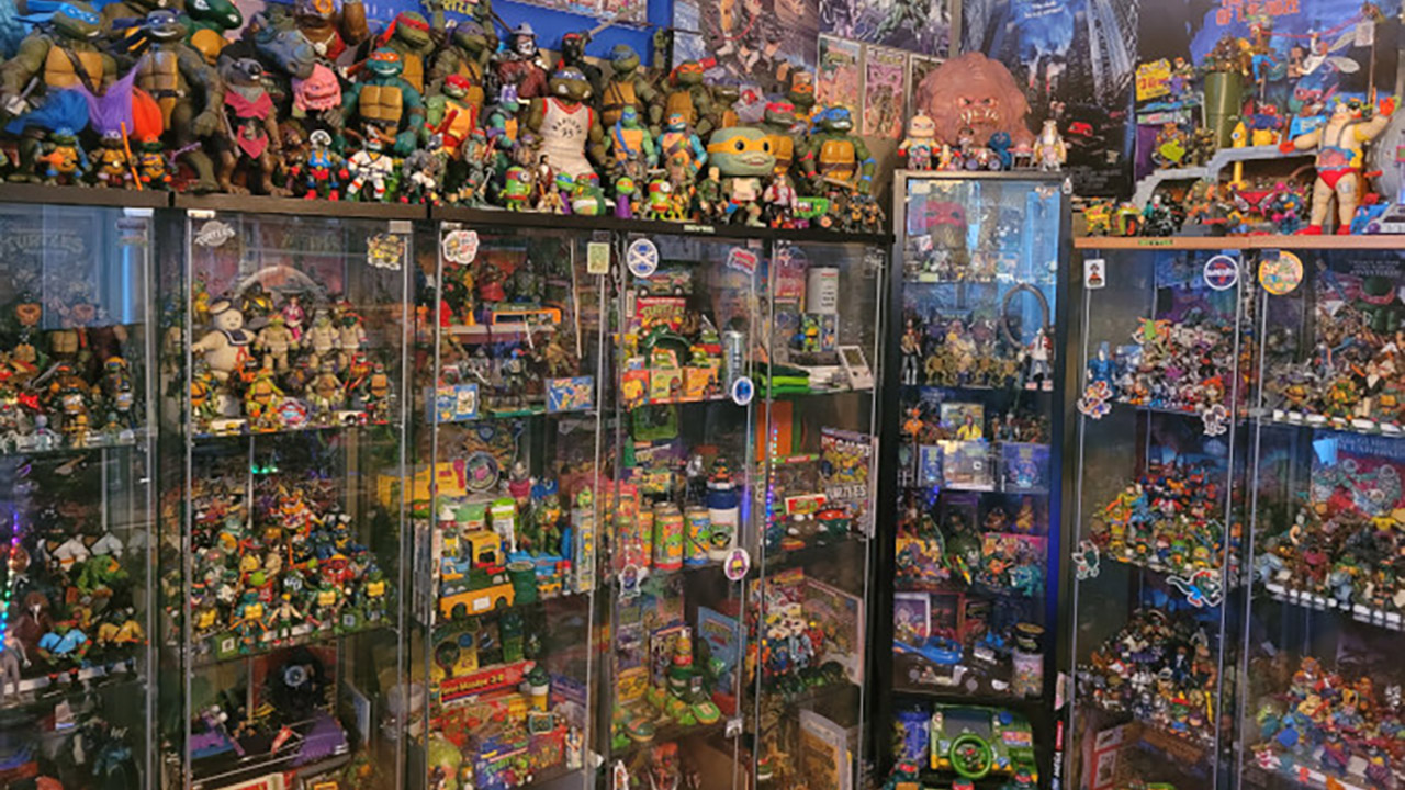 Largest Collection of Teenage Mutant Ninja Turtles Memorabilia Guinness