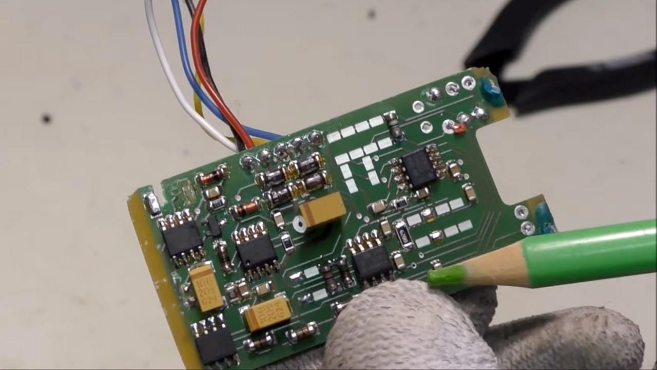 Boeing 777 Cabin Pressure Control System Teardown