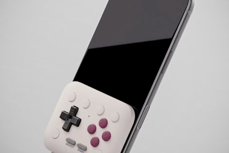 8Bitdo FlipPad Mobile Controller iOS Android CES 2026