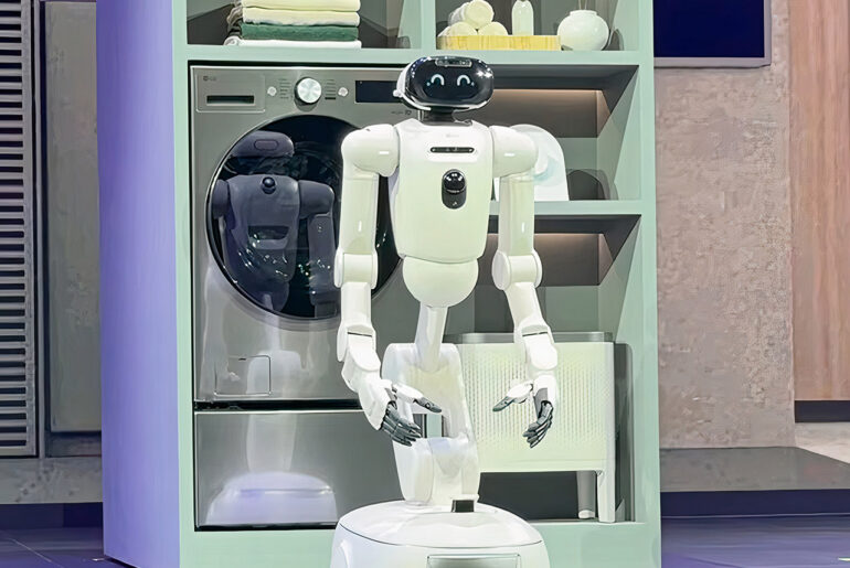 LG CLOiD Robot Home CES 2026