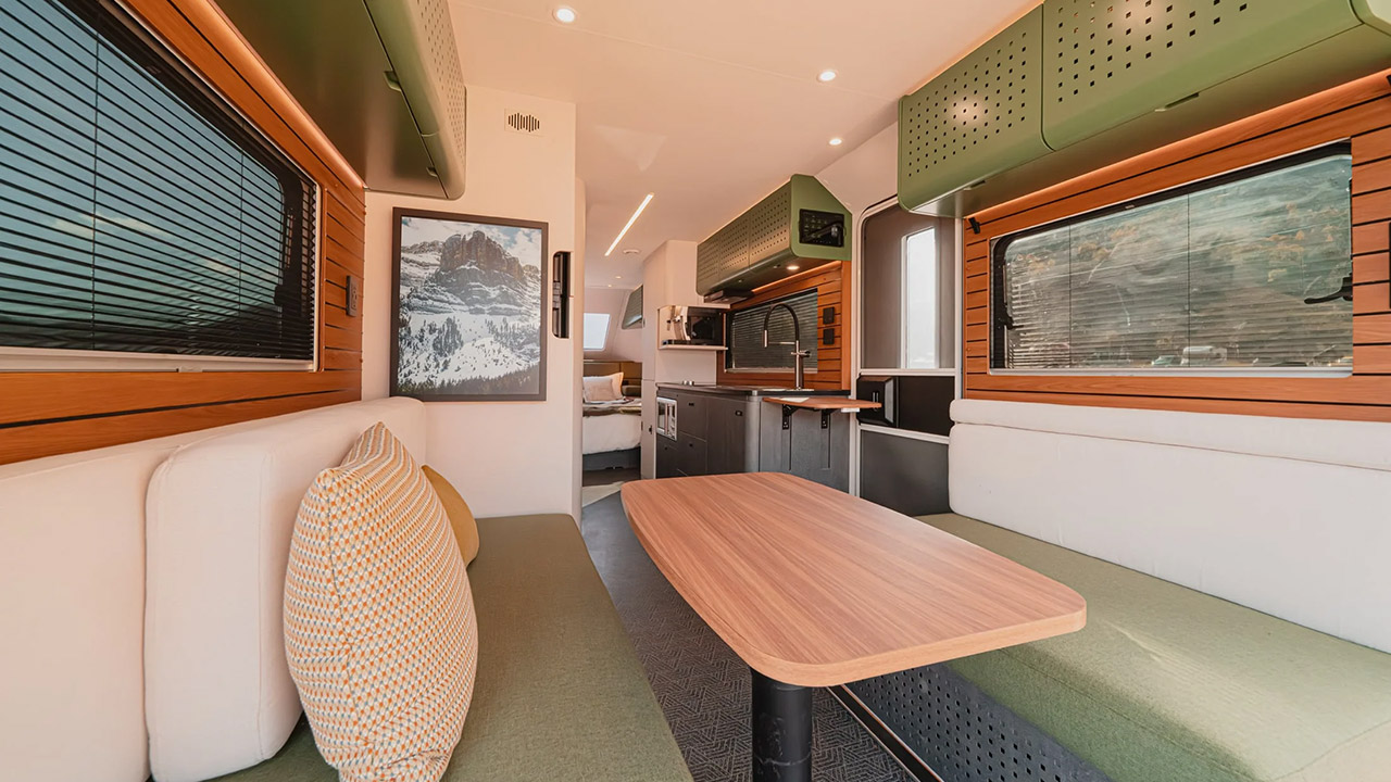 Evotrex PG5 Power-Generating RV Trailer Camper