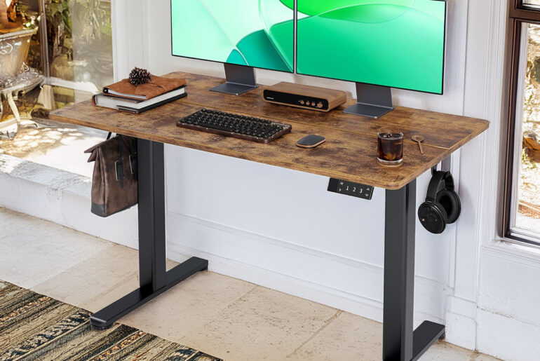 Claiks Adjustable-Height Electric Standing Desk