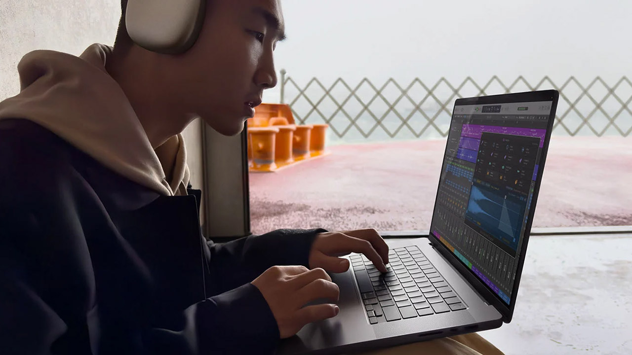 Apple Creator Studio Subscription