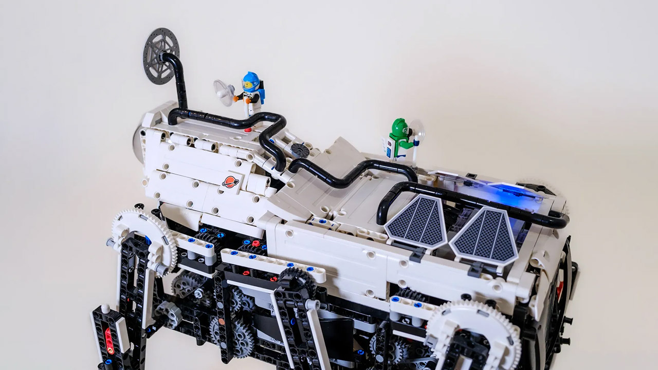 LEGO Ideas Technic Six-Legged Motorized Walker Robot