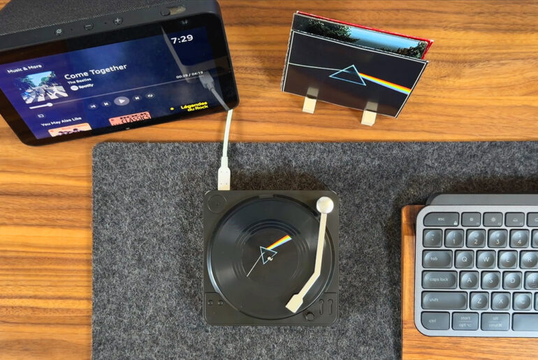 Mini Record Player Spotify Streaming Device