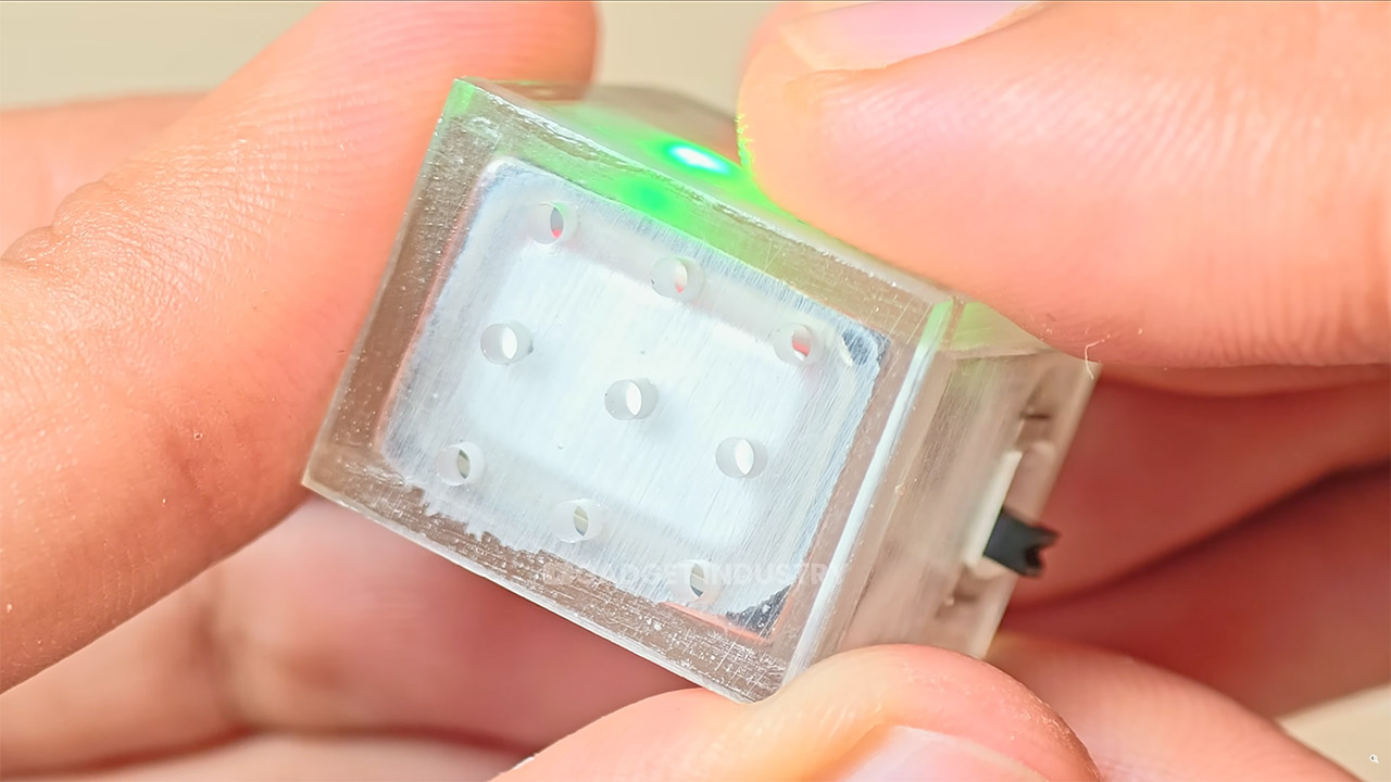 World's Smallest Bluetooth Speaker Build DIY