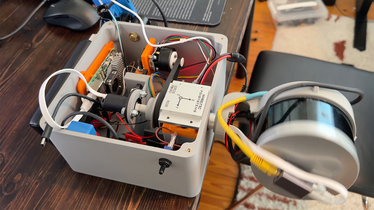 Homemade DIY 3D Scanner Total Darkness