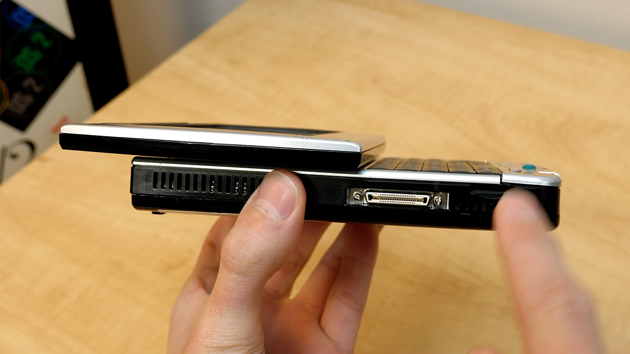 Intel Prototype Windows XP Tablet UMPC 2006