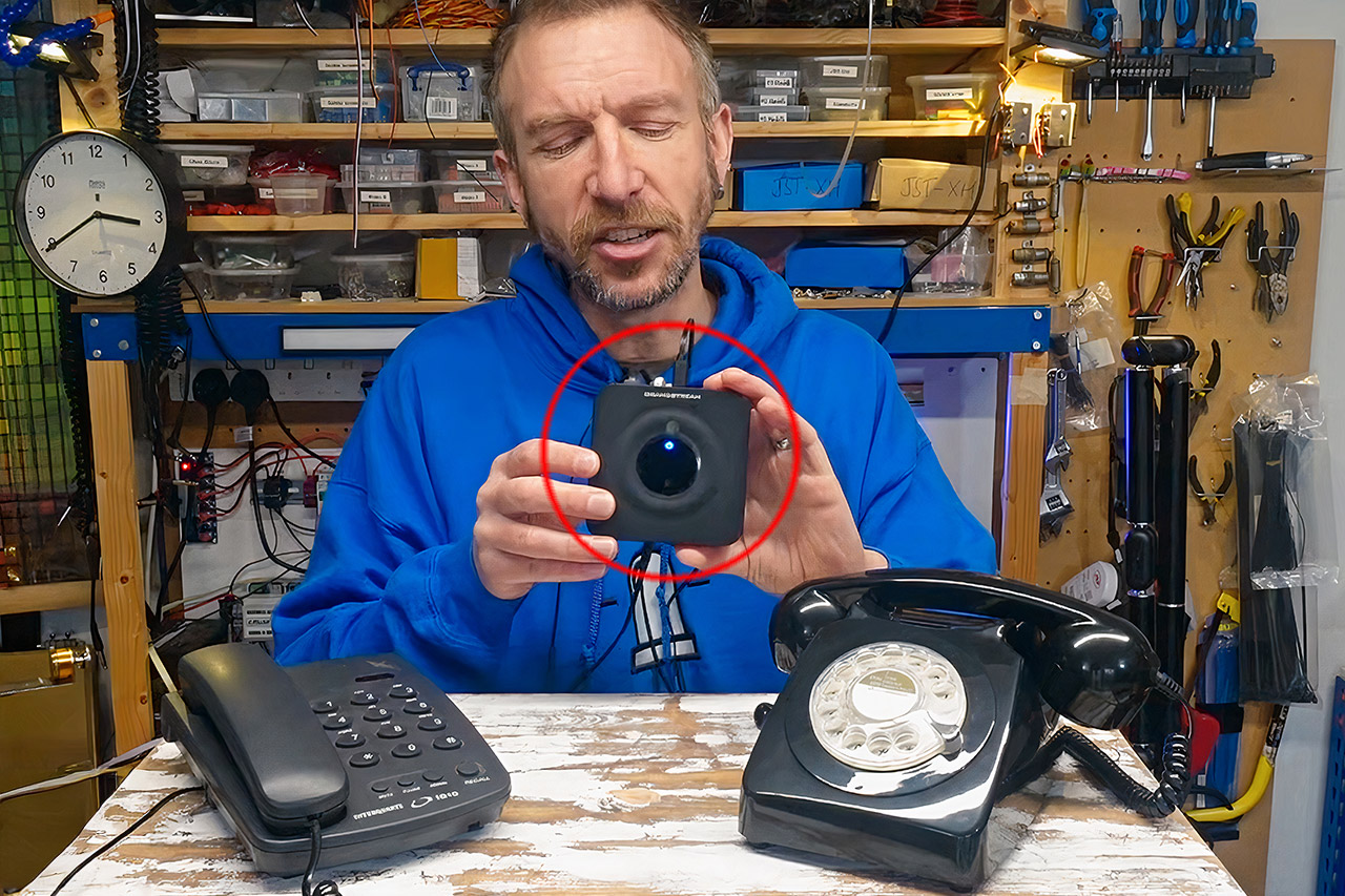 How to Make Offline Landline Phone Calls