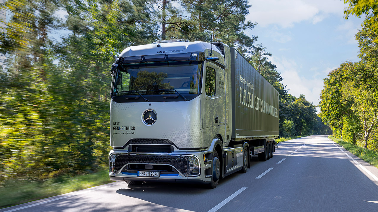 Mercedes-Benz NextGenH2 Truck Hydrogen