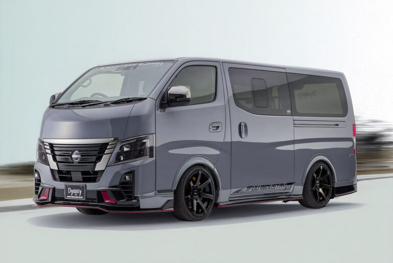 Nissan Caravan Alive GT-V GT-R Minivan