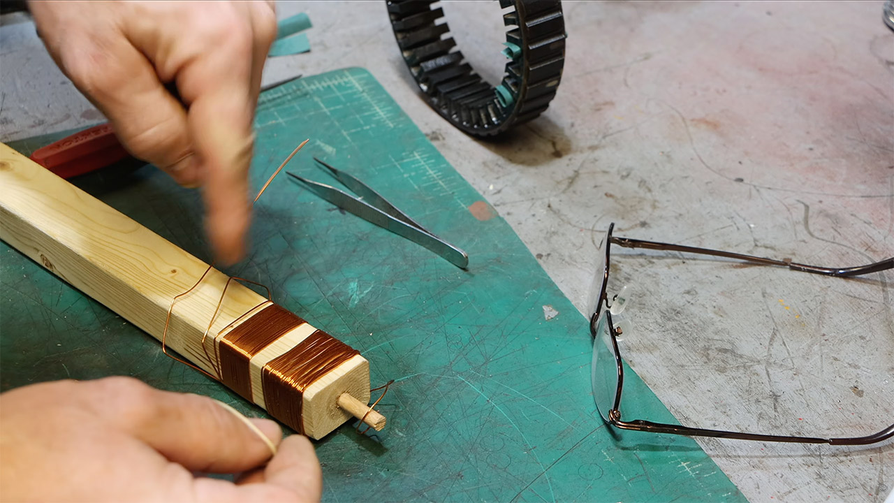 Car Alternator Hydroelectric Generator