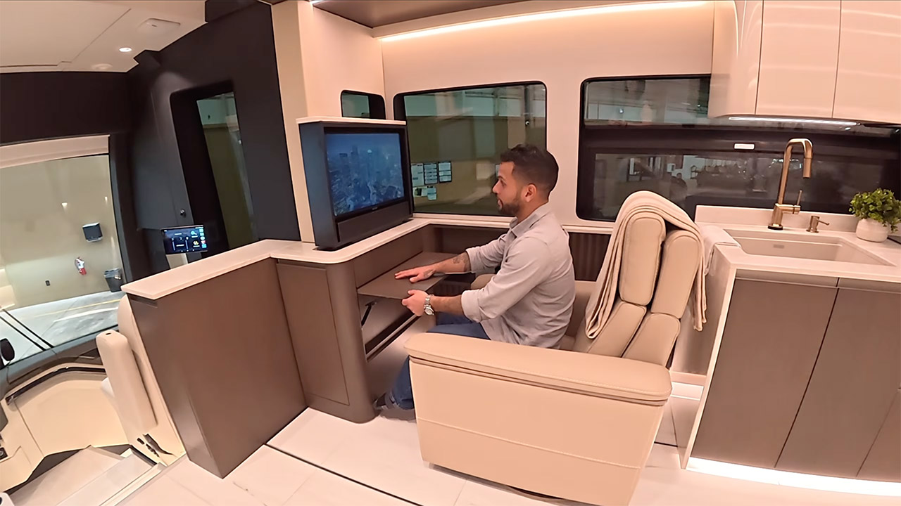 2026 Loki Prevost Motorhome H3-45