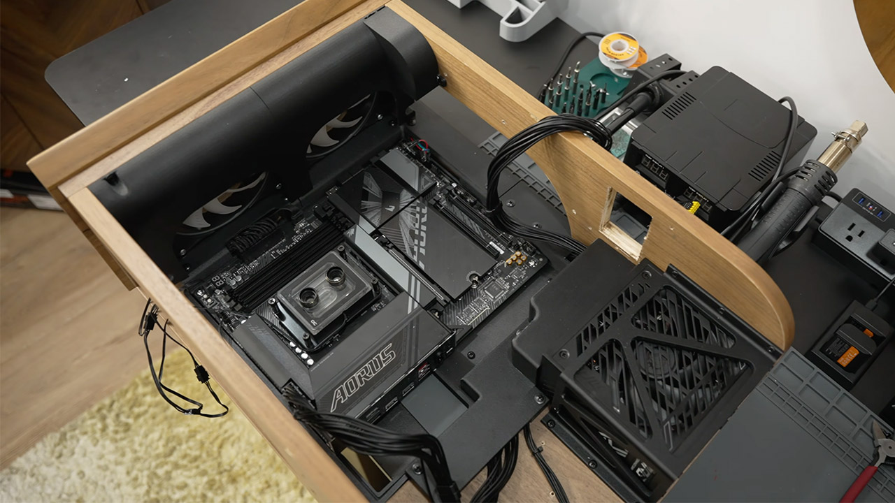 1000W Gaming PC Desk Drawer Build