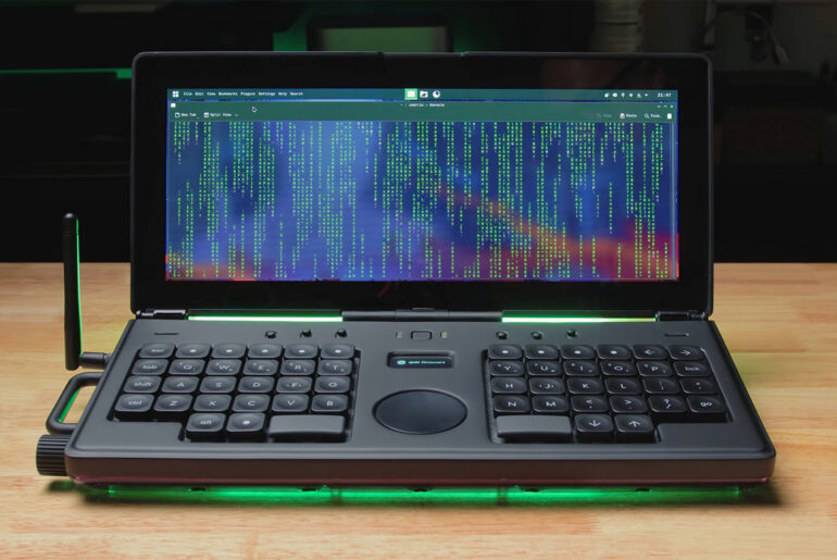 Raspberry Pi CM5 Cyberdeck