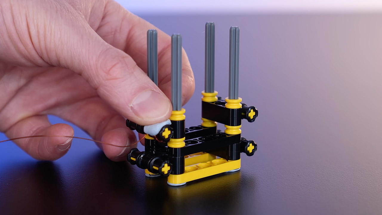 This May be the World's Easiest Motor, Constructed with Some LEGO Components 4 World's Simplest Motor LEGO