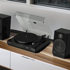 Philips Fidelio FT1 Vinyl CD Player