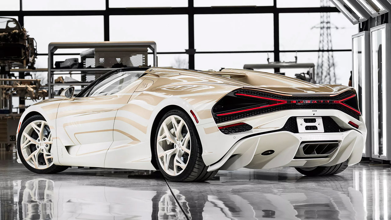 Bugatti W16 Mistral La Perle Rare