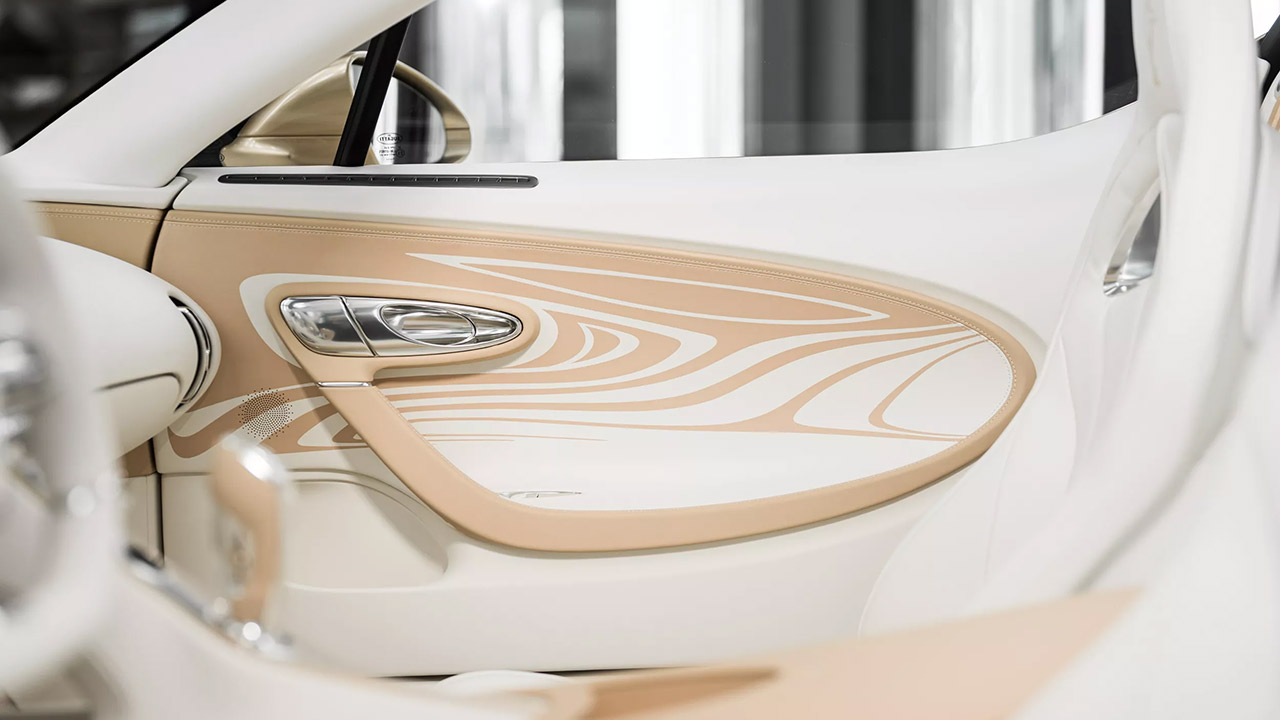 Bugatti W16 Mistral La Perle Rare Interior