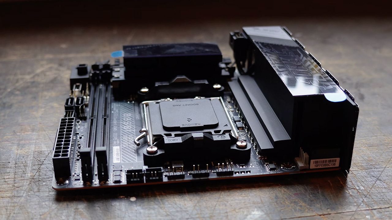 Cast Iron Victorian Radiator Gaming PC Mod