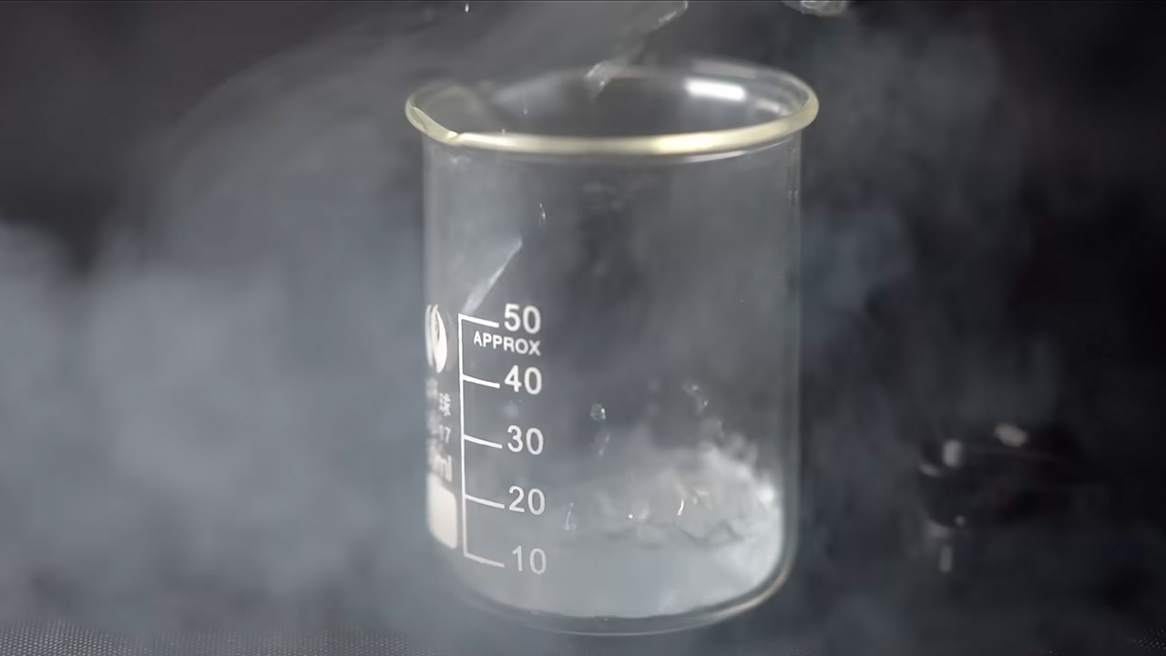 Chasing the Blue as One Maker Makes an attempt to Create Liquid Oxygen at Dwelling 2 Homemade Liquid Oxygen
