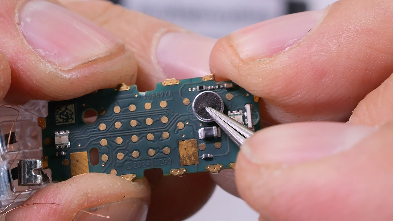 LEGO Smart Brick Teardown