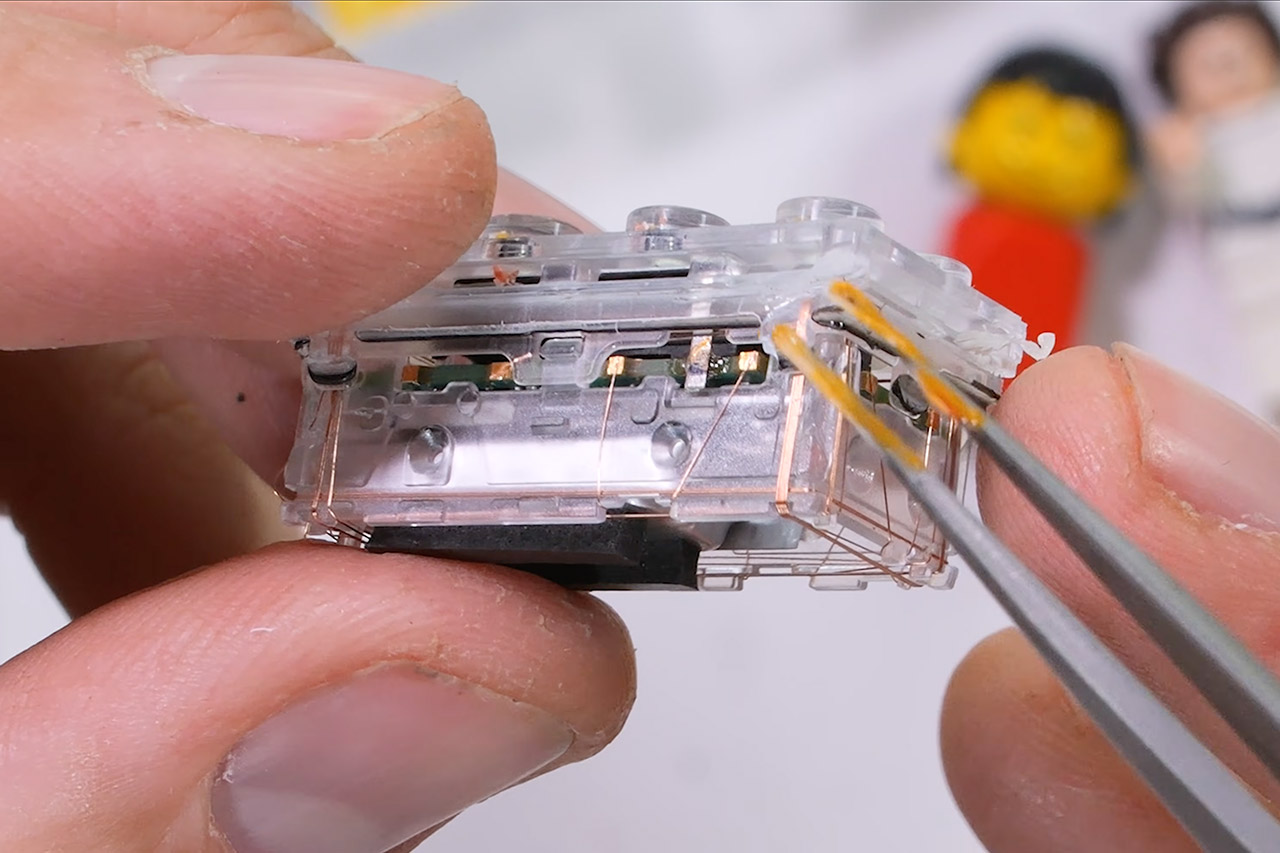 LEGO Smart Brick Teardown