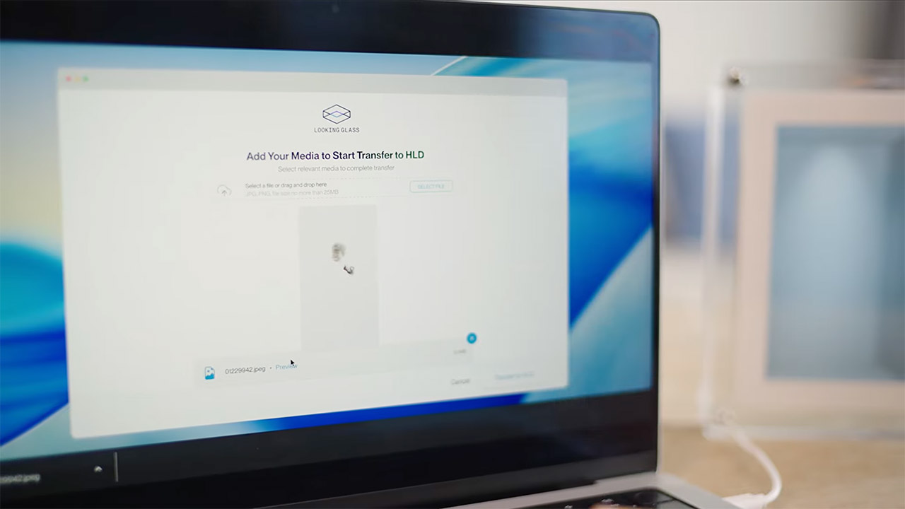 Looking Glass Musubi Holographic Photo Video Frame