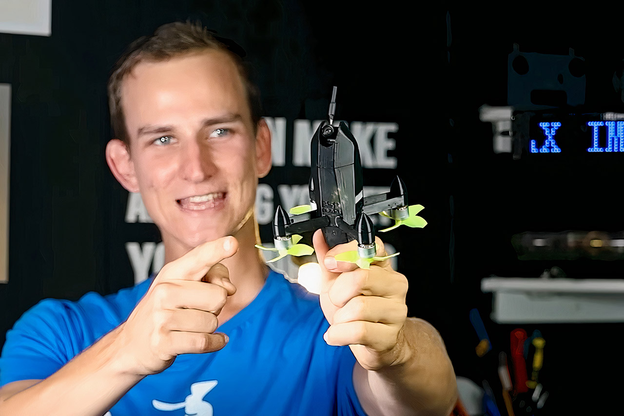 World's Smallest Brushless Rocket Drone