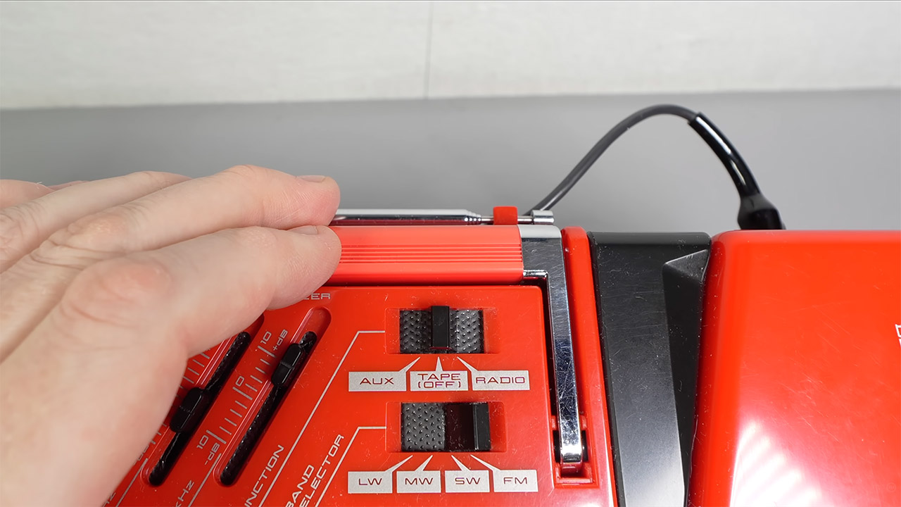 Akai PJ-11 Mini Stereo Rotating Speakers 1984