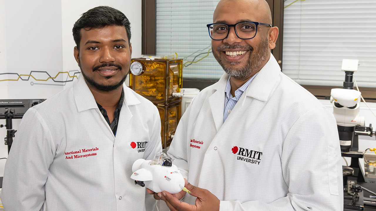 Bio Dolphin Robot RMIT Oil Spills