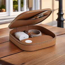 Hermes Paddock Duo Charger Apple iPhone