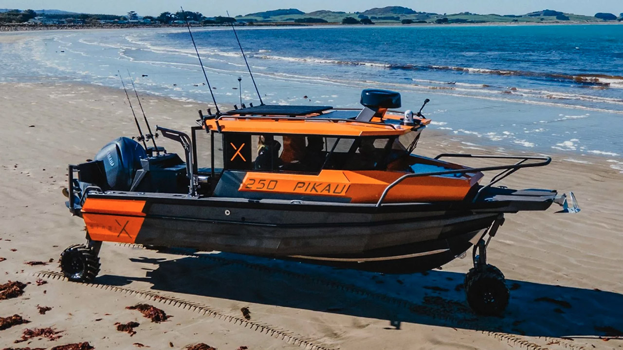 StabiX 250UC Amphibious Camper