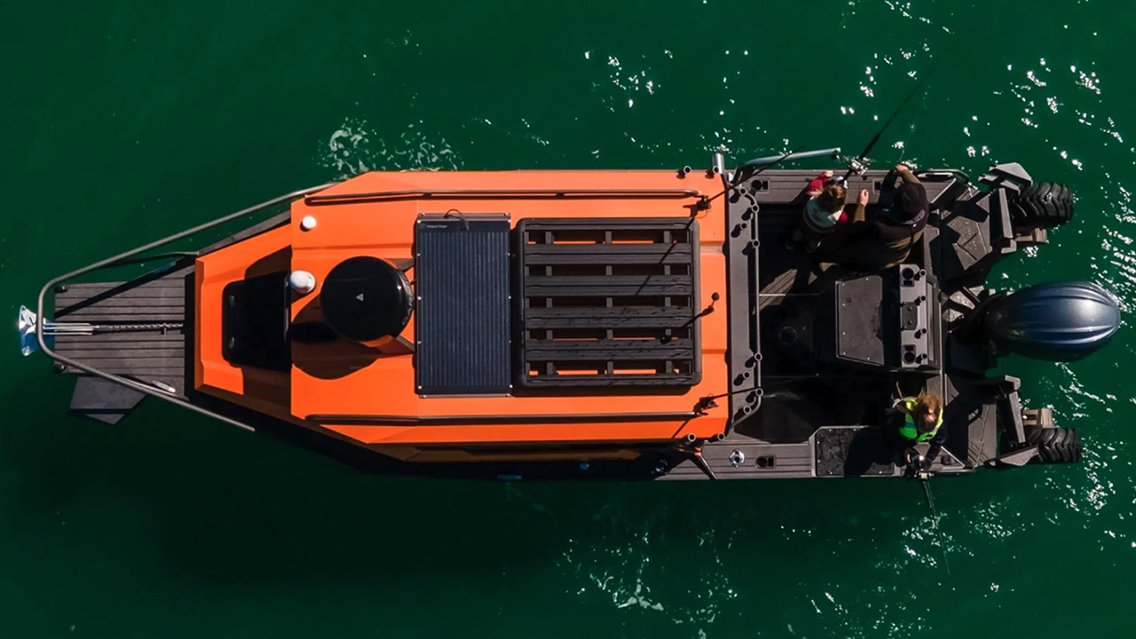 StabiX 250UC Amphibious Camper