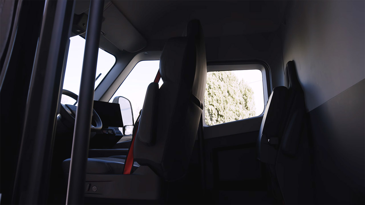 Jay Leno Tesla Semi Truck 500-Mile Range