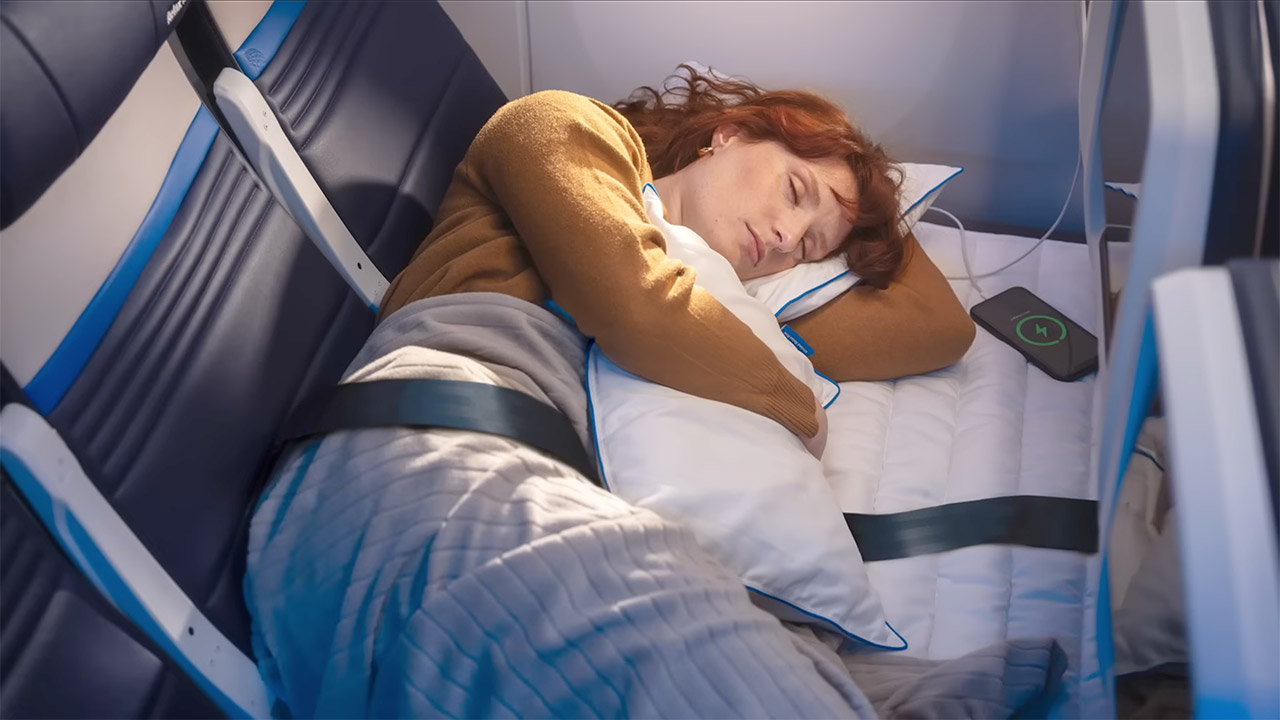 United Airlines Relax Row Economy Class